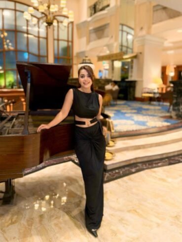 Late-Night Call Girls in Sector 62 Noida – Delhi Escorts Service 9220592151